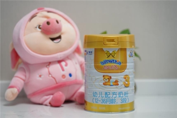 奶粉中乳铁蛋白和OPO哪个更重要？揭秘两者营养之争