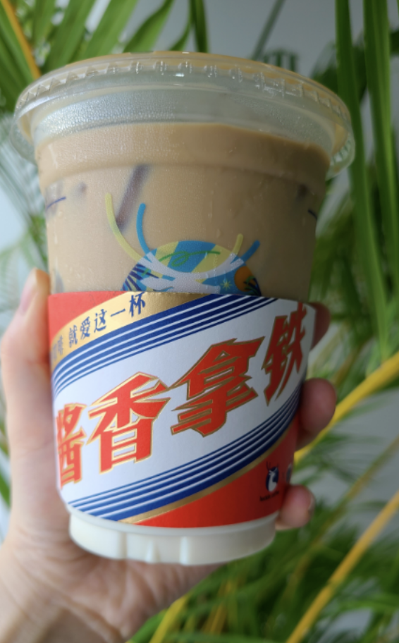 真实商战2.0:雪王卖炸串,喜茶出牛奶,不给同行一点活路