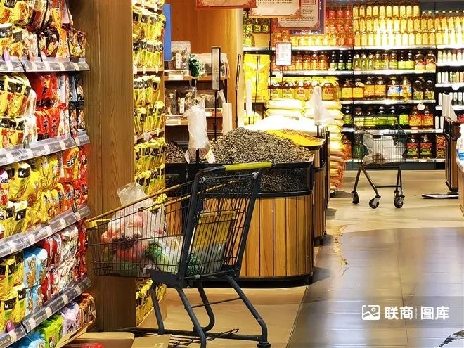 2023年，近半数超市上市企业亏损