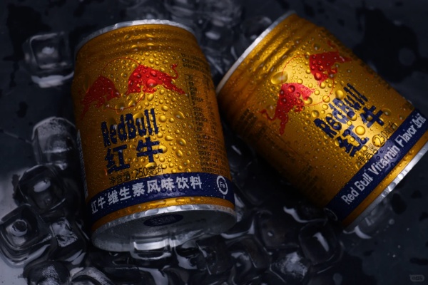 伊利水饮业务来了一位新销售总监，他此前在红牛干了21年