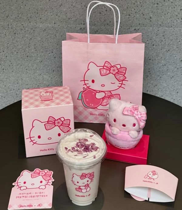 喜茶与Hello Kitty再联名，上新即售罄引爆消费热潮