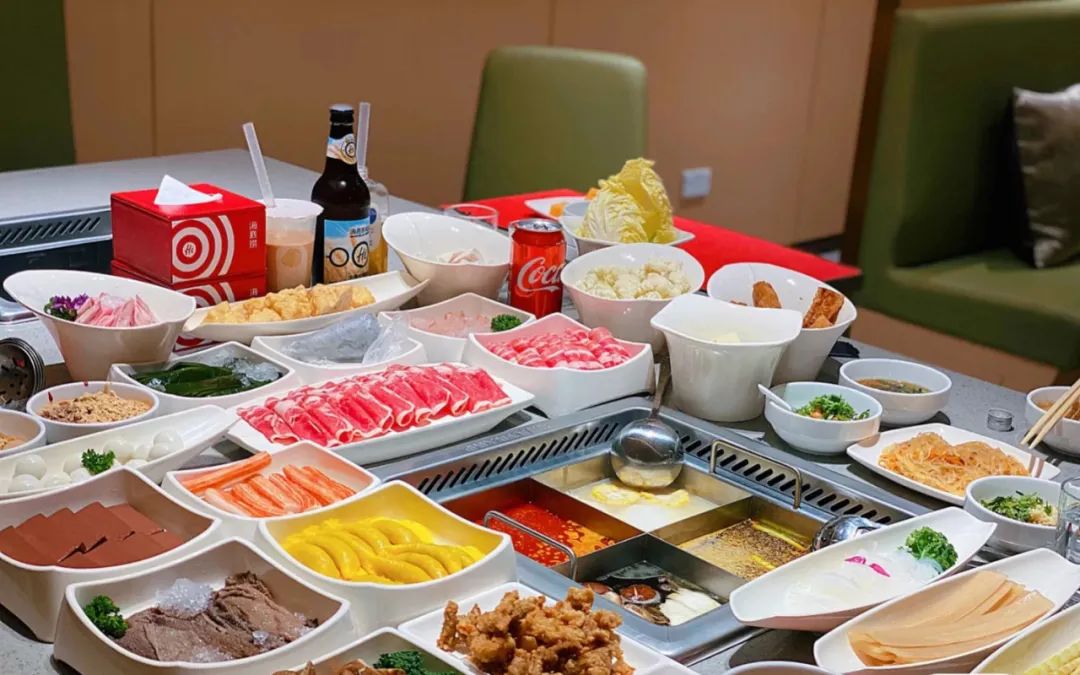 腾讯、字节、B站纷纷入局餐饮，冲什么去的？