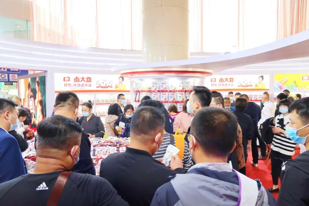 素肉斩获行业大奖、意向客户上千家，雅客秋糖完美收官！