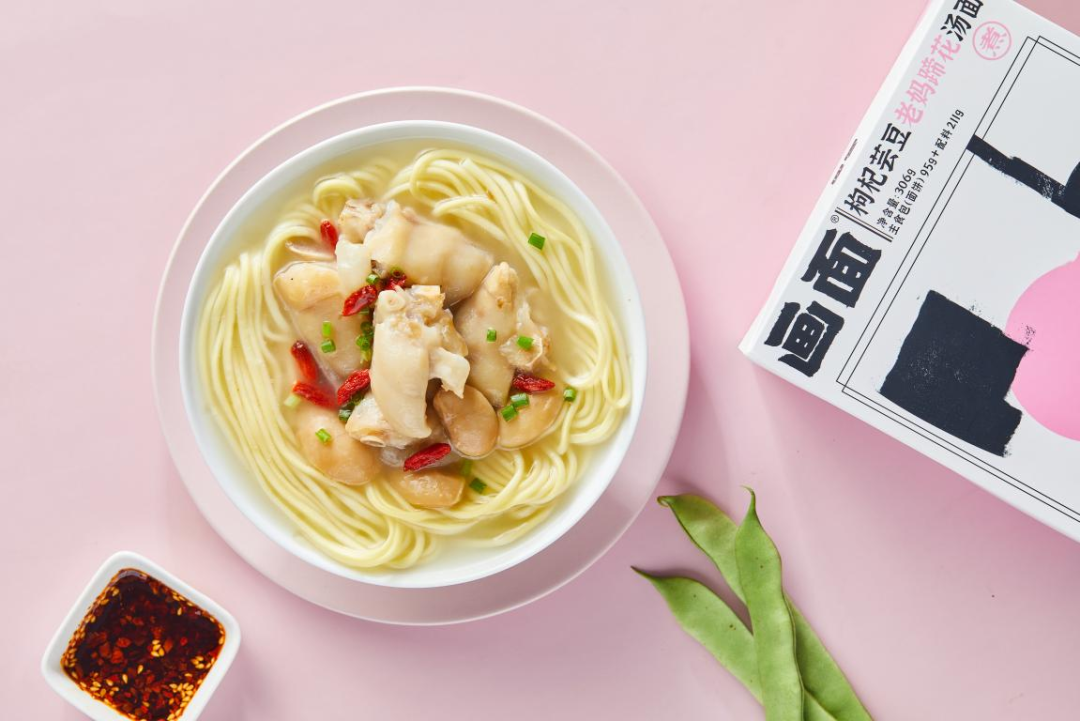 成立4年的自嗨锅，正在成为“中国食品界的宝洁”
