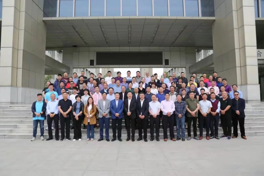 千味商贸吴跃：跃马调味江湖，跨越传统壁障