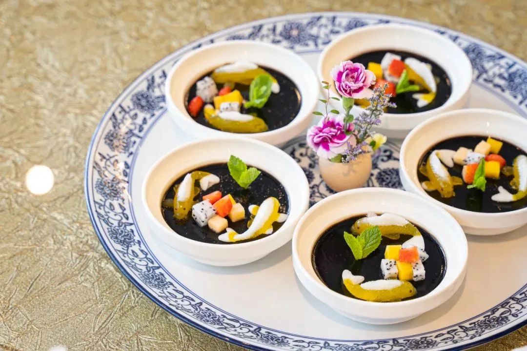 规模仅次于蜜雪冰城，它凭什么成为茶饮界“隐形王者”？