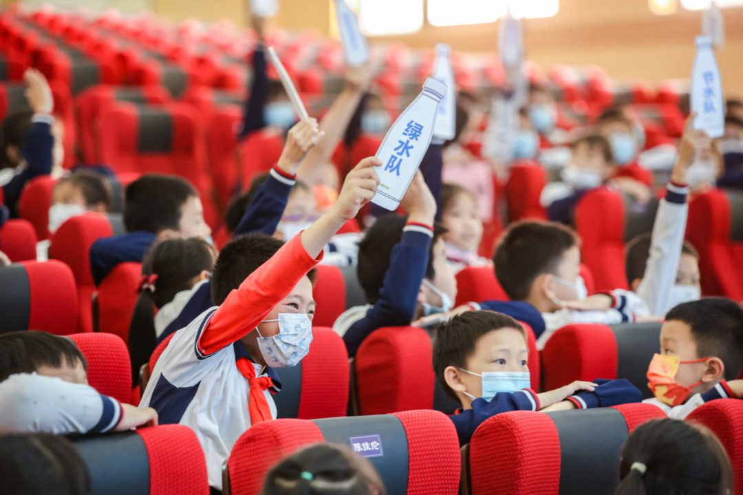 行动不停!探索不止!解锁康师傅水教育之旅!