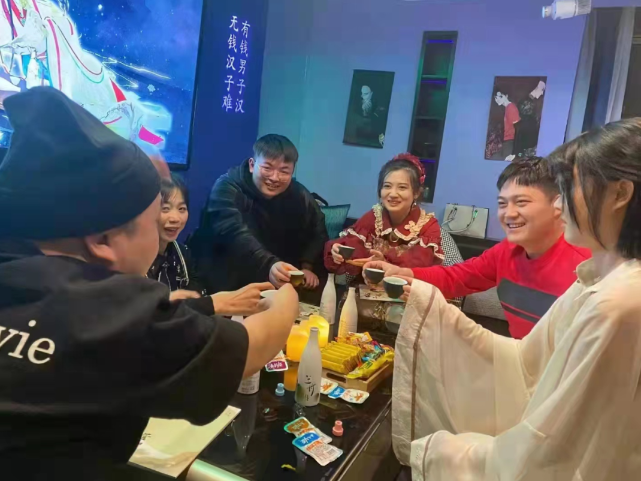 新酒饮们,如何打好微醺社交牌?