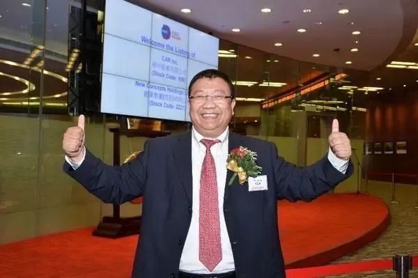“舌尖英雄”陆正耀来了，能否再造瑞幸奇迹？