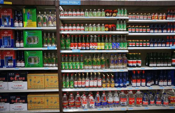 涨价再涨价,牛栏山要名酒不要民酒?