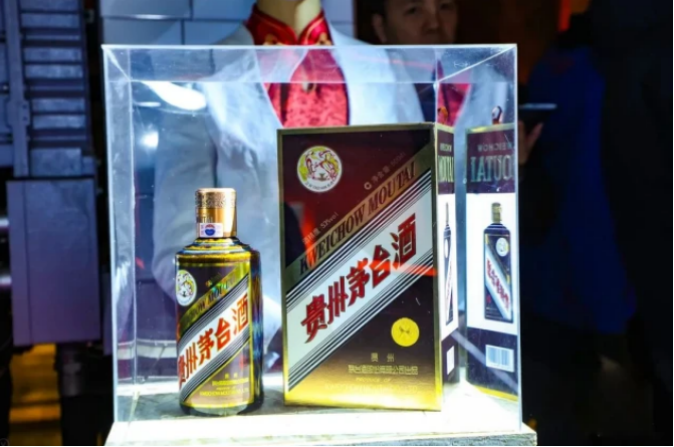 逐鹿超高端市场，白酒行业的新变局