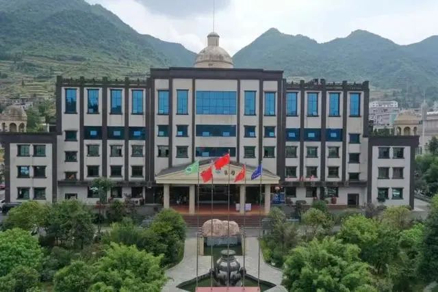 6000吨酱香酒建设项目签约,黔国酒业欲一鸣惊人?
