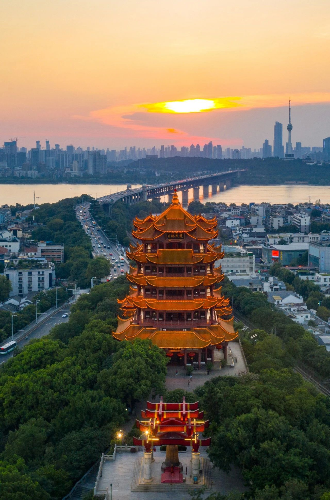 中国的水与酒：一文看懂白酒大国江河图