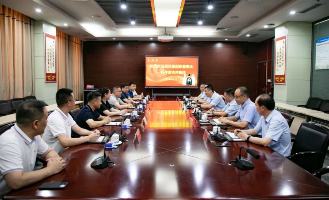 张正的行走足迹,释放什么信号?
