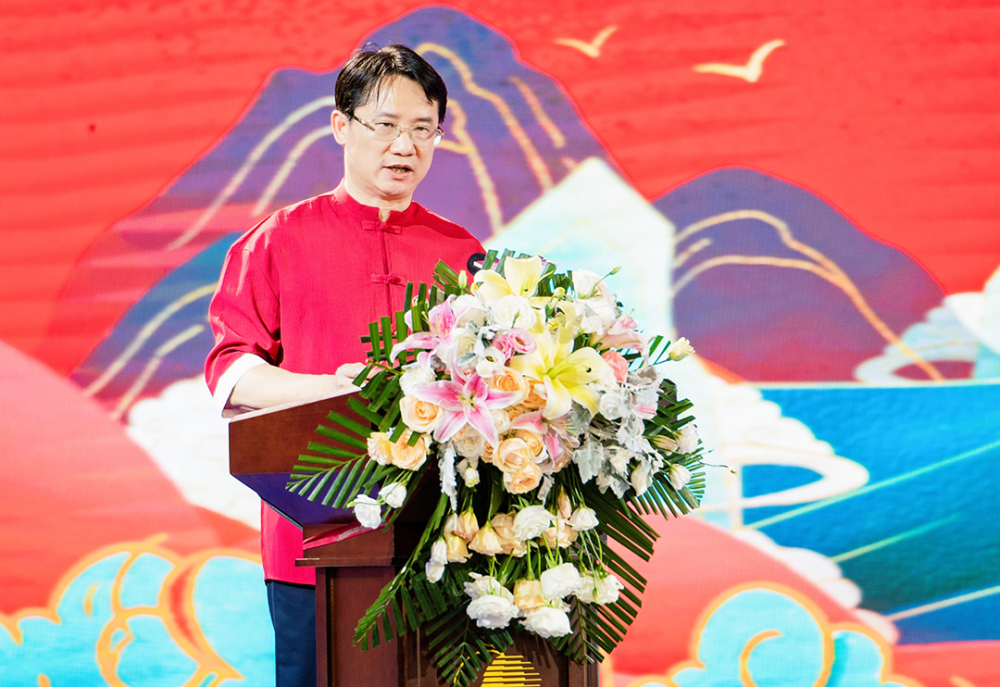 董事长丁雄军为茅台葡萄酒站台：挺重要