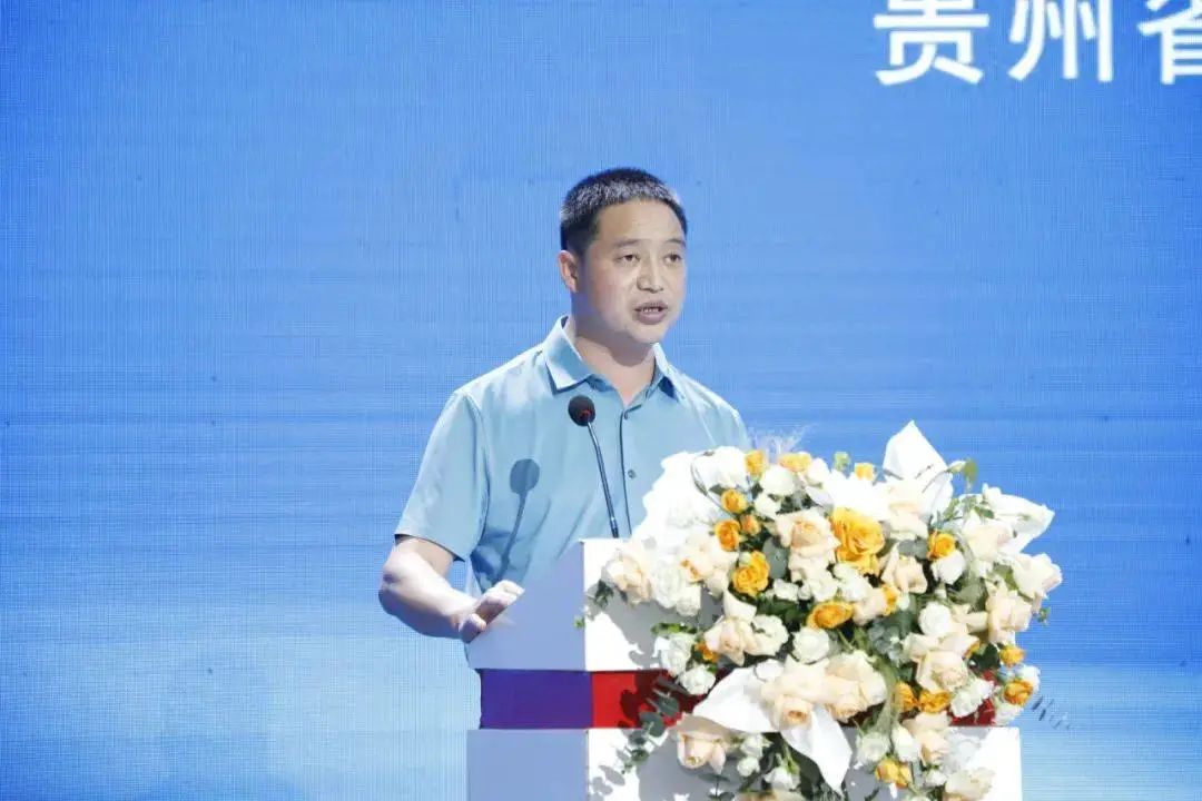 “仁怀酱香酒•仁人有礼”限量300吨，5年要卖出5个亿！
