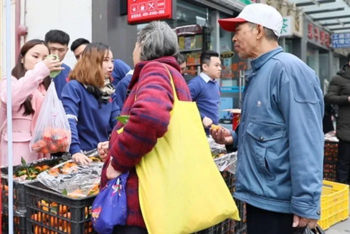 独立团长:从社区团购参与者到第三极势力