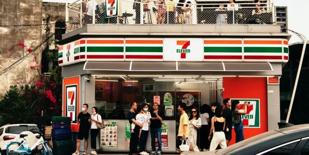 连锁便利店“大战”夫妻店