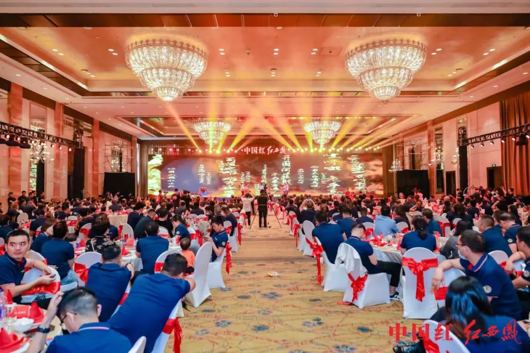 再掀红色热潮，西凤酒加速回归“第一梯队”！