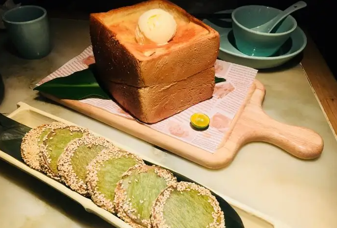 出道14年3次上市折戟,绿茶餐厅只火了一款面包?