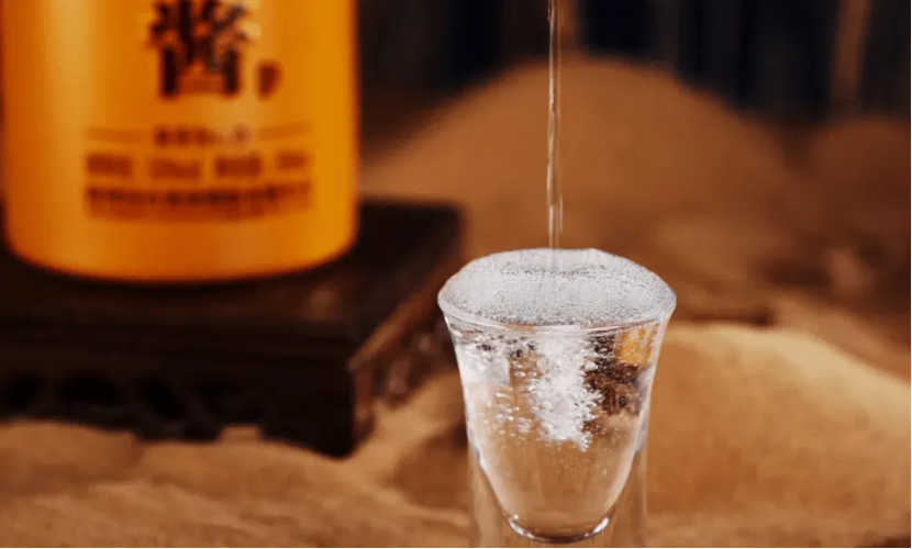 转型升级期：优质酱酒“卷”起来！