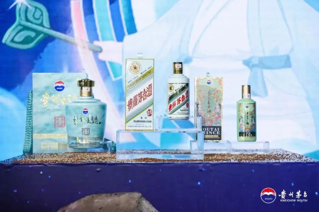 酒业首创，茅台在现实与虚拟世界中发布兔年系列生肖酒