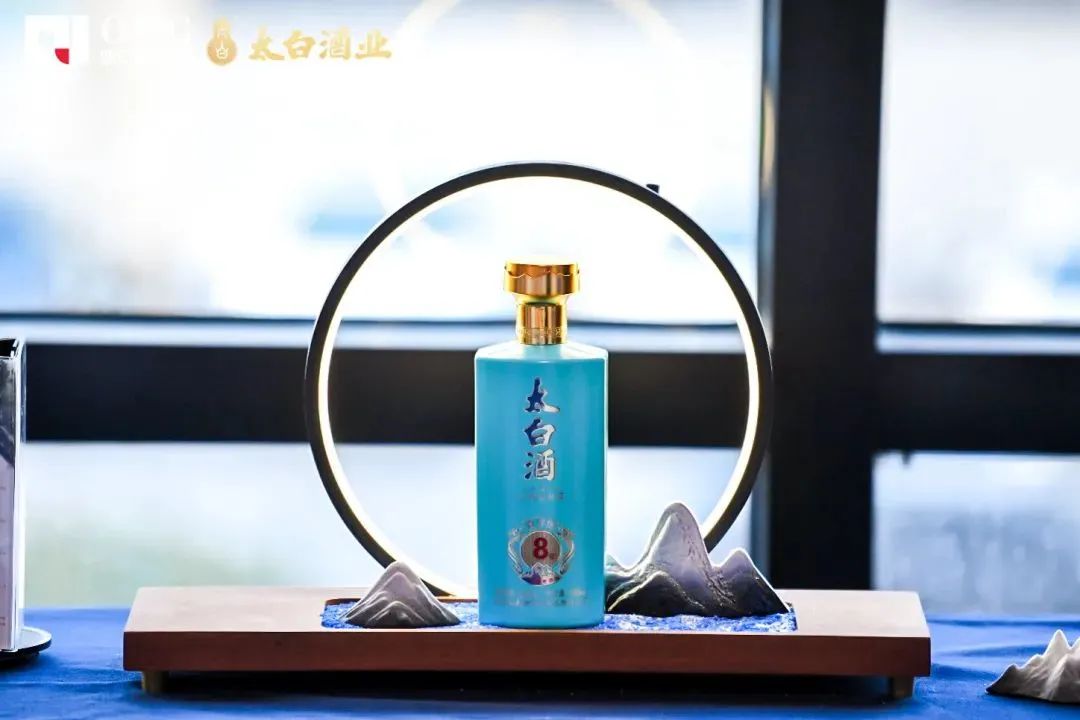 足球赛圆满落幕,为什么说太白酒是跨界营销的优秀典范?