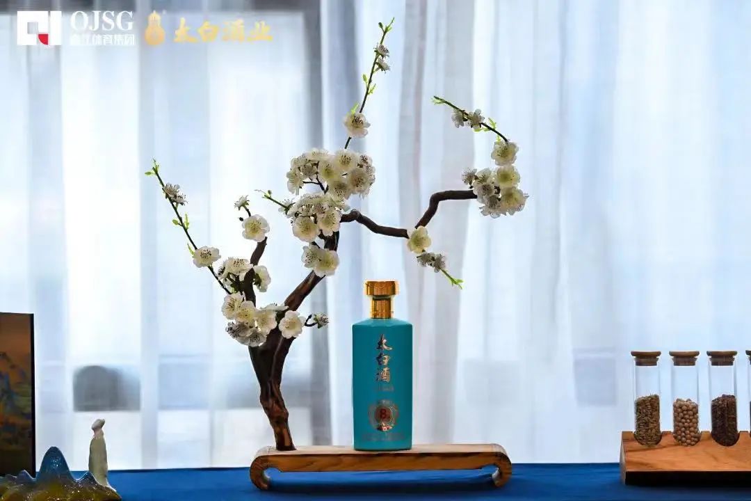 足球赛圆满落幕,为什么说太白酒是跨界营销的优秀典范?