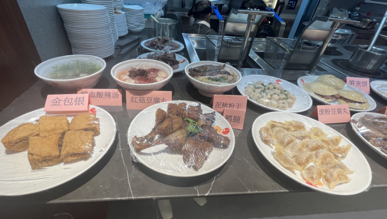 沙县小吃新开1000平大店！能挽救“国民小吃”的颓势吗？