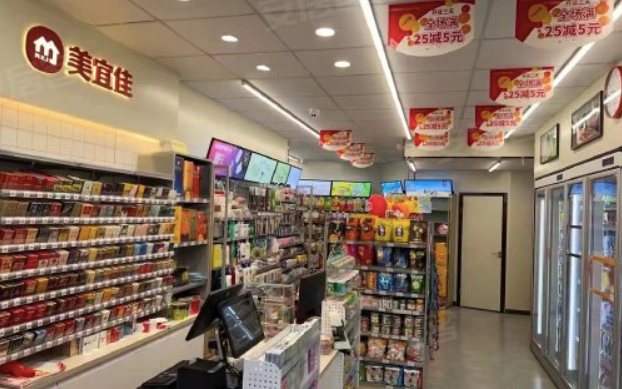 便利店，很“反常”