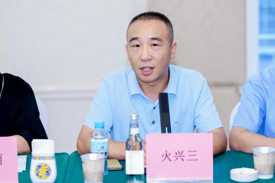 从“行业先河”到“文化IP”，第七届华东国际干白节开启葡萄酒消费新空间！