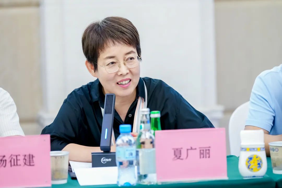 从“行业先河”到“文化IP”，第七届华东国际干白节开启葡萄酒消费新空间！