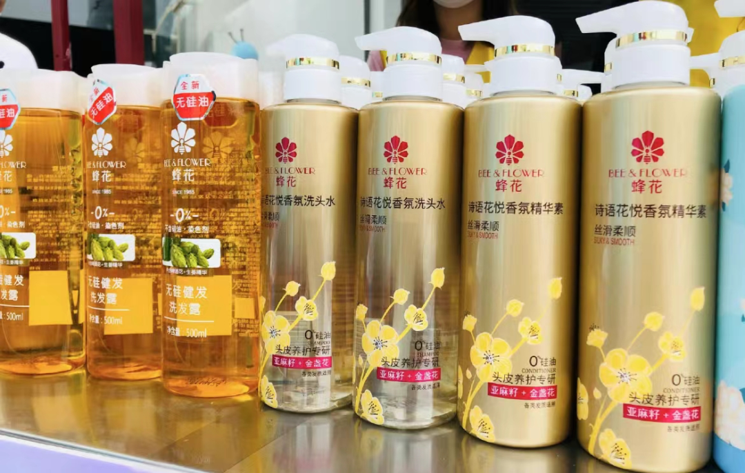 狂蹭李佳琦“塌房”流量后的国货们,能走多远?