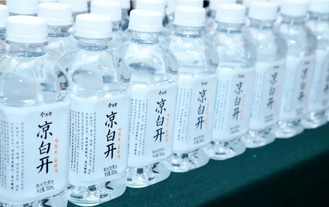 2023中国饮品圈200亿、100亿、50亿、30亿、10亿单品都有谁？