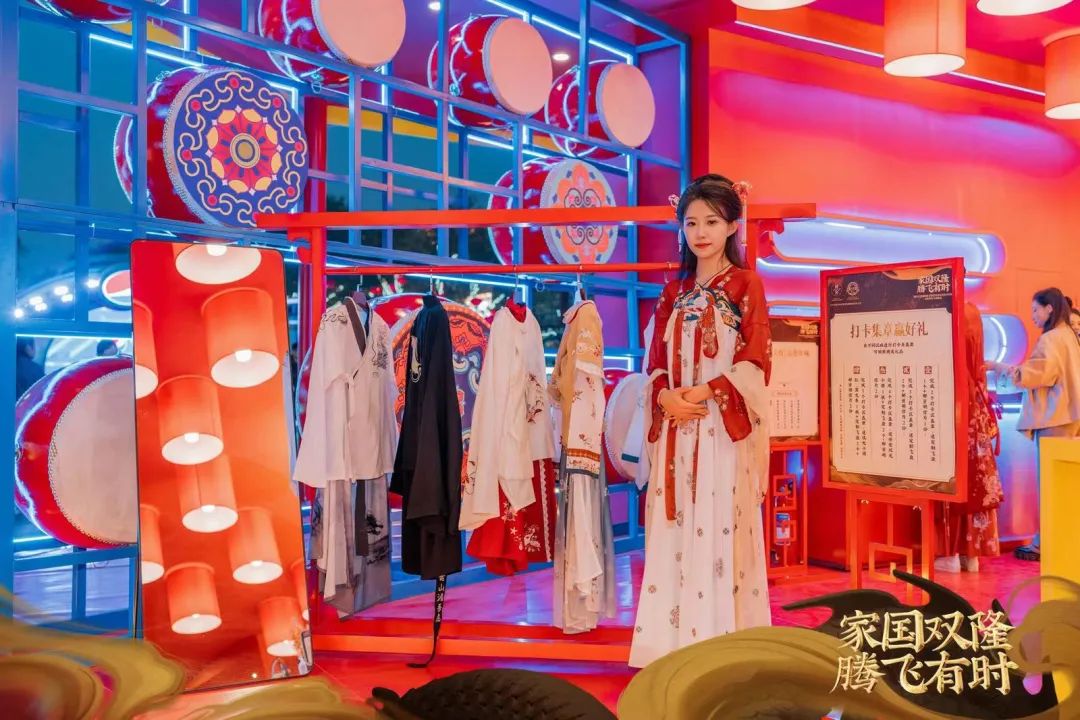 双品牌、双场地、“双龙齐发”,这一次泸州老窖新春礼酒“颠覆”了什么?