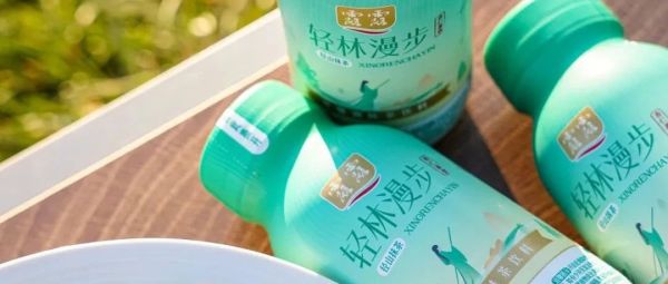 承德露露，新品谋变，这次是巴旦木奶和杏仁茶饮……