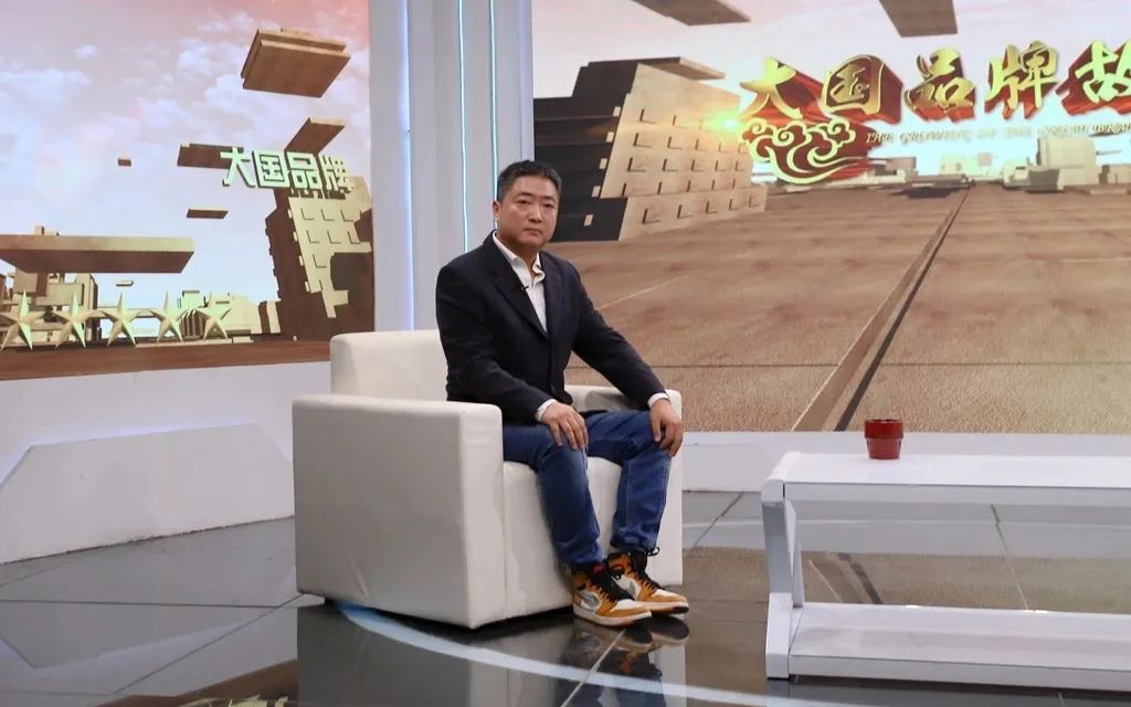 央视专访子承乳业董事长李帅:10天销售20万件只是开始!