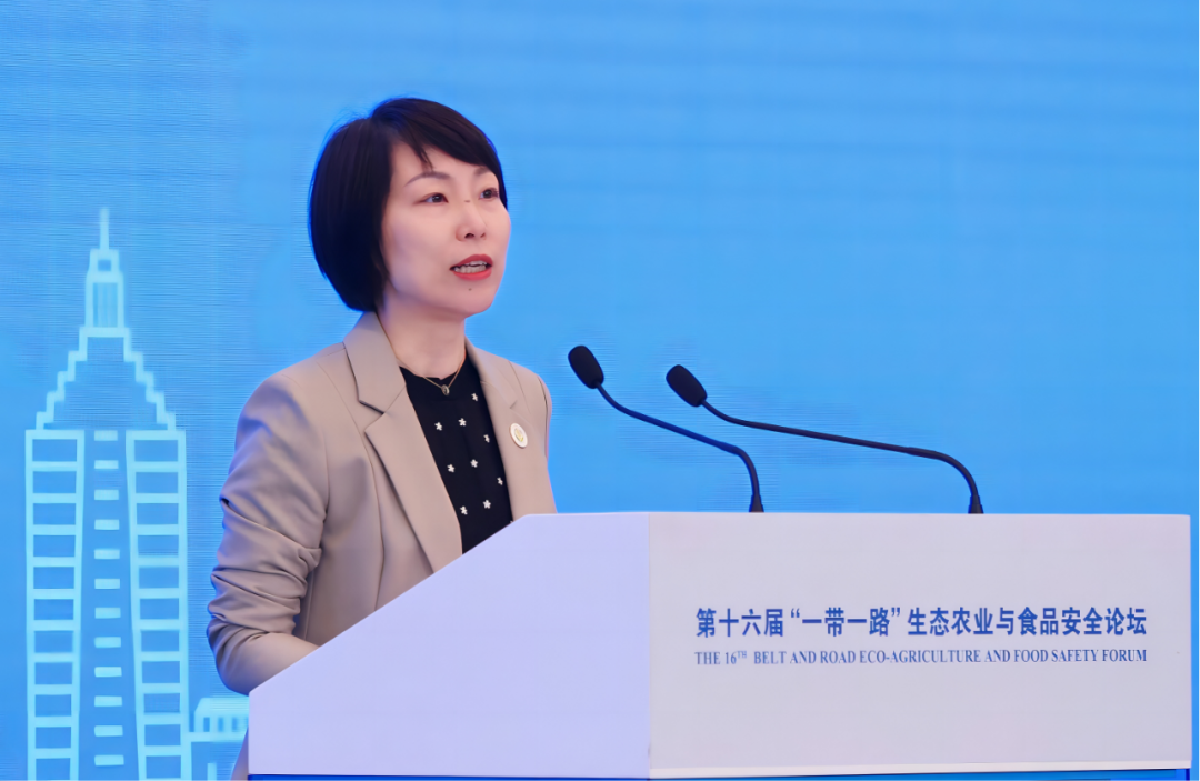 致敬“乳业木兰”!光明乳业贲敏、妙可蓝多柴琇、越秀辉山韩春辉……