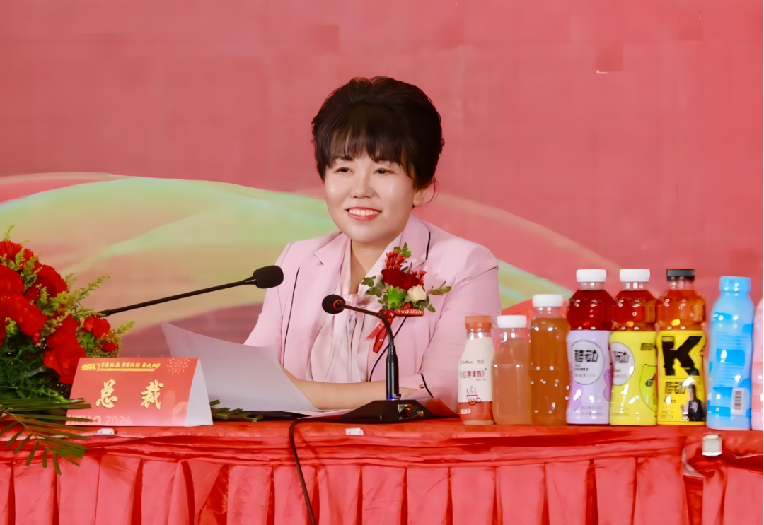 致敬“乳业木兰”!光明乳业贲敏、妙可蓝多柴琇、越秀辉山韩春辉……