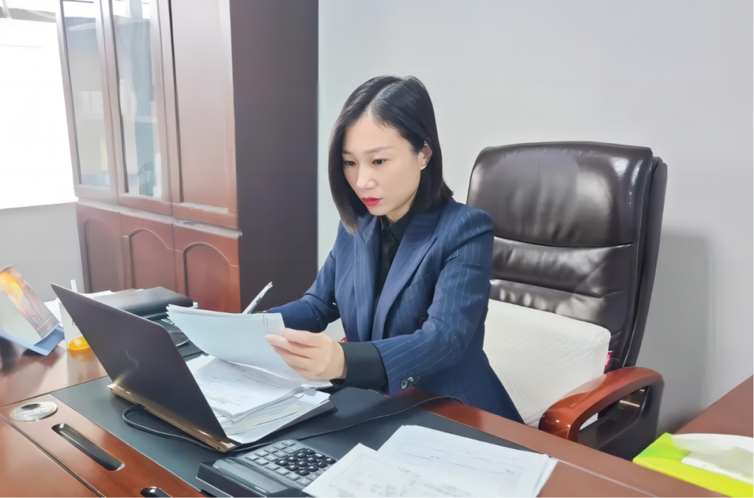 致敬“乳业木兰”!光明乳业贲敏、妙可蓝多柴琇、越秀辉山韩春辉……
