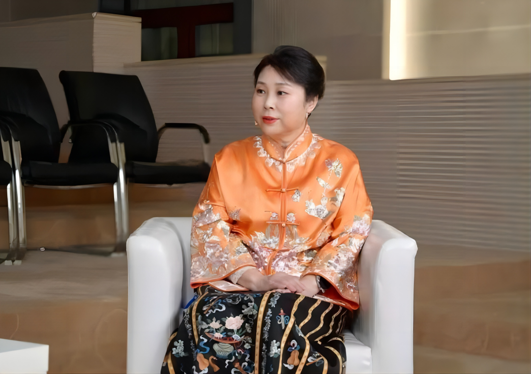 致敬“乳业木兰”!光明乳业贲敏、妙可蓝多柴琇、越秀辉山韩春辉……