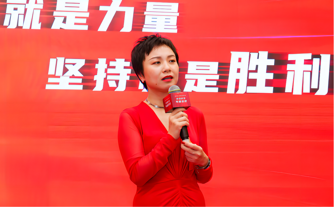 致敬“乳业木兰”!光明乳业贲敏、妙可蓝多柴琇、越秀辉山韩春辉……