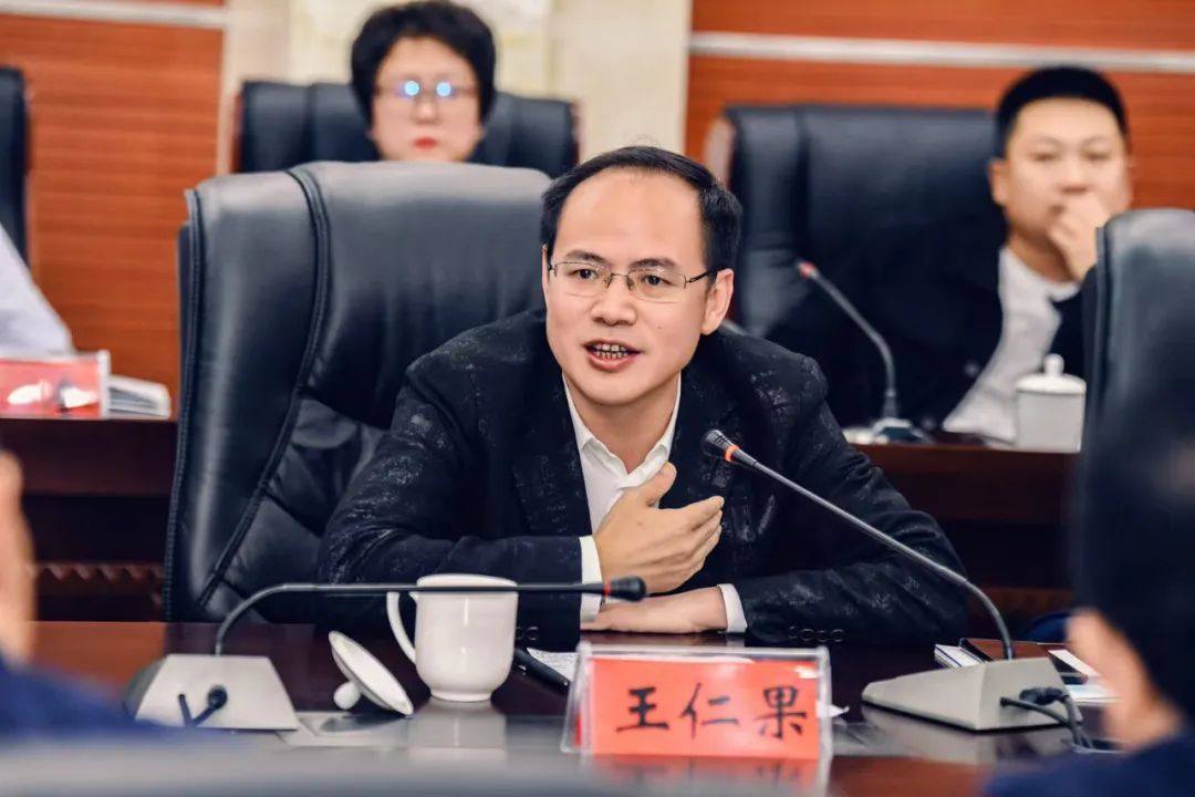 四川“黑马富豪”王仁果来了,董酒将不再寂寞沙洲冷?