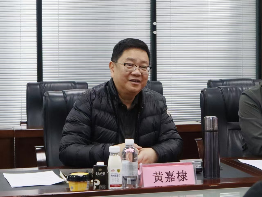 伊利将和谁合作推出创新产品？君乐宝对哪家子公司增资近400%？飞鹤斥资2亿元做这件事……