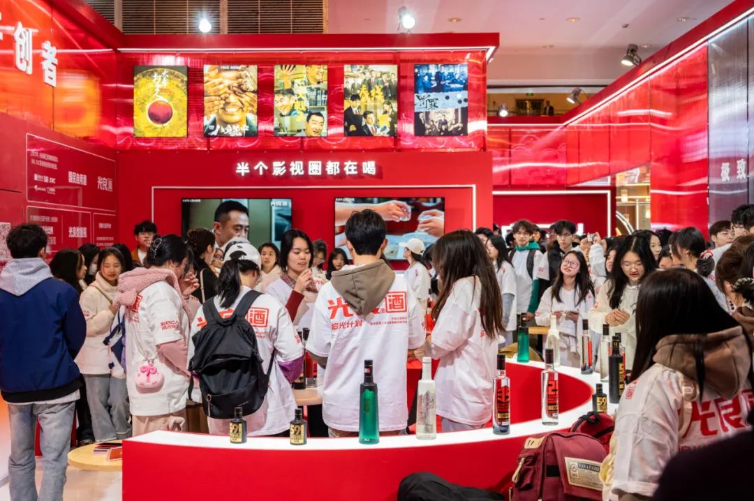 重构光瓶酒价值逻辑,解码“光良进化论”