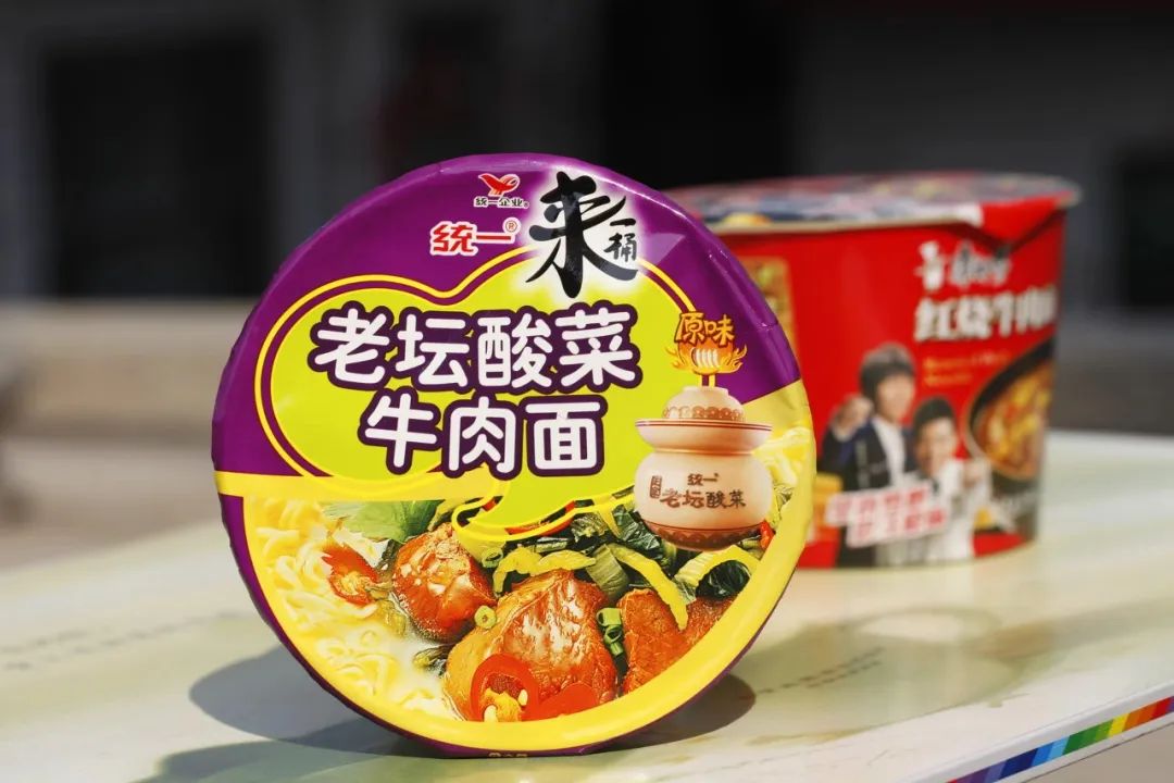 价盘失守，“国货之光”白象背刺经销商？方便面老二不太好当！