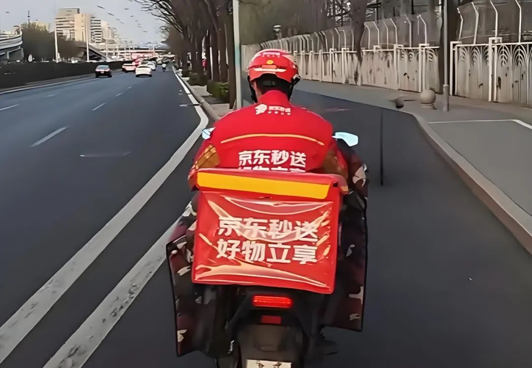 千味、安井、思念、雪川推新品;双汇将在全国布局中心仓、城市仓;胖东来员工税后月均收入9000元丨一周热点