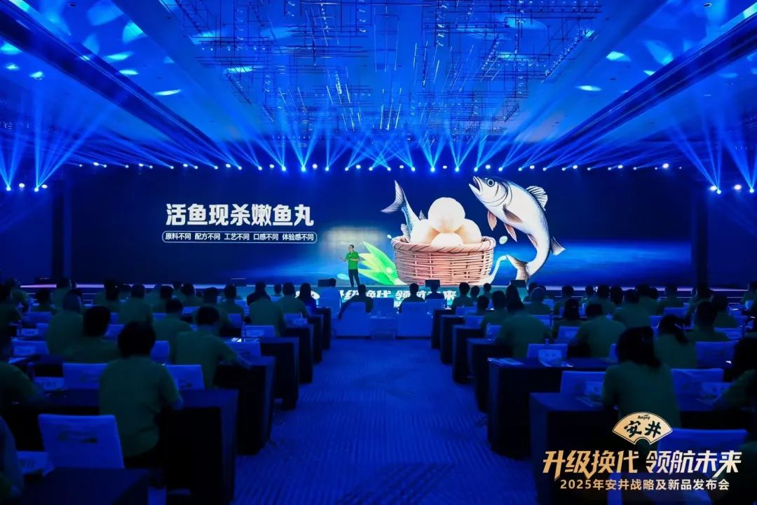 五星酒店上街摆摊：没觉得掉价，面子能值几个钱