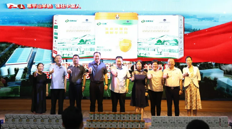 中国便利店五年畅销商品名单发布,哪些乳品上榜了?伊利、蒙牛都在发力哪个业务板块?这家乳企IPO审核有新进展……