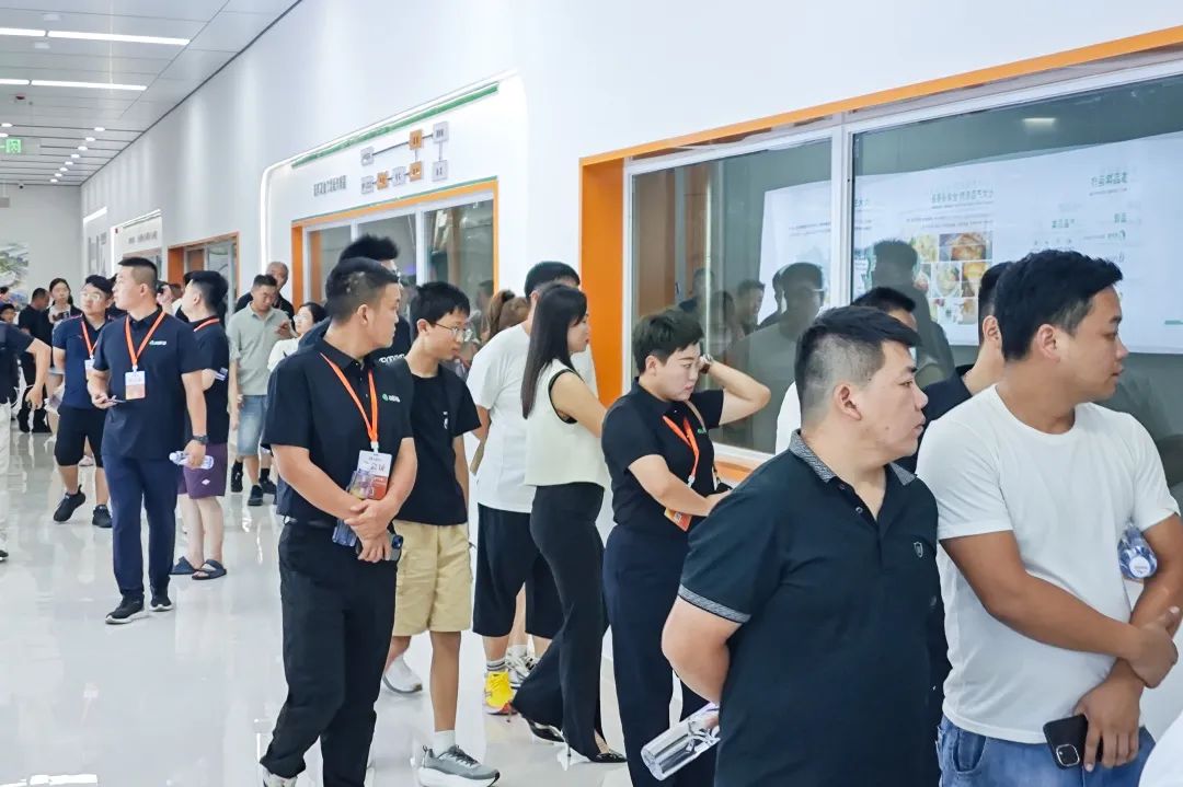 年产6万吨、投资5.25亿……“2025瑞发德智慧工厂亮灯盛典”重磅启帷！